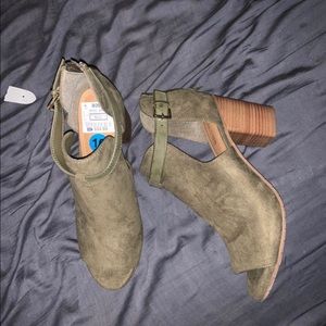 Olive green heels